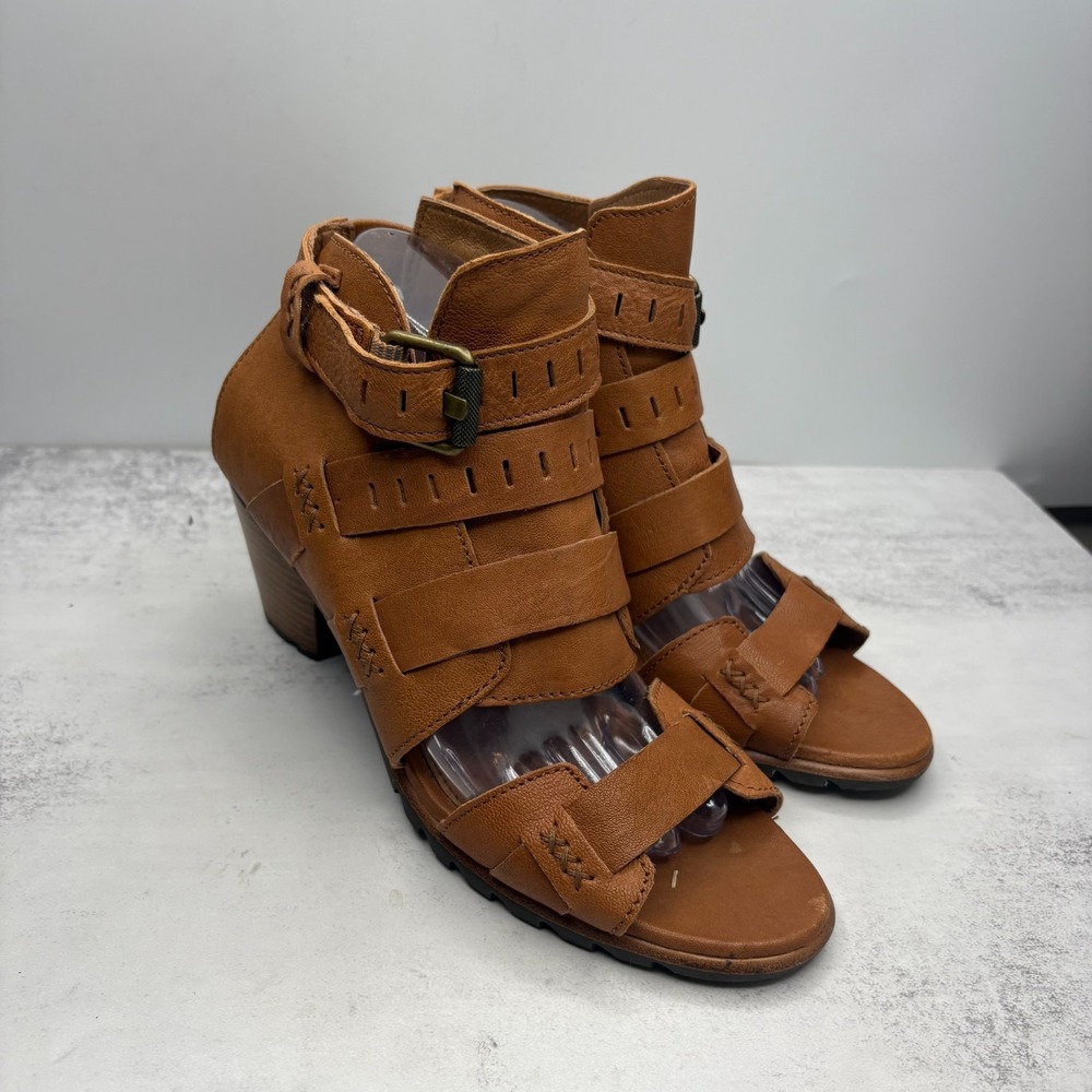 Sorel Nadia Buckle Sandals 10 Brown Leather Strappy Bohe Modern Gladiator NWOB